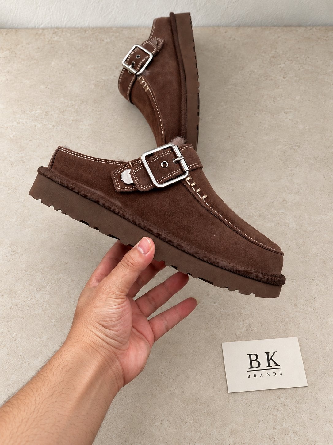 UGG’s Goldenstar Evelina Clog sloffen/schoenen bruin, Ophalen of Verzenden, Zo goed als nieuw, Bruin, Pantoffels of Sloffen
