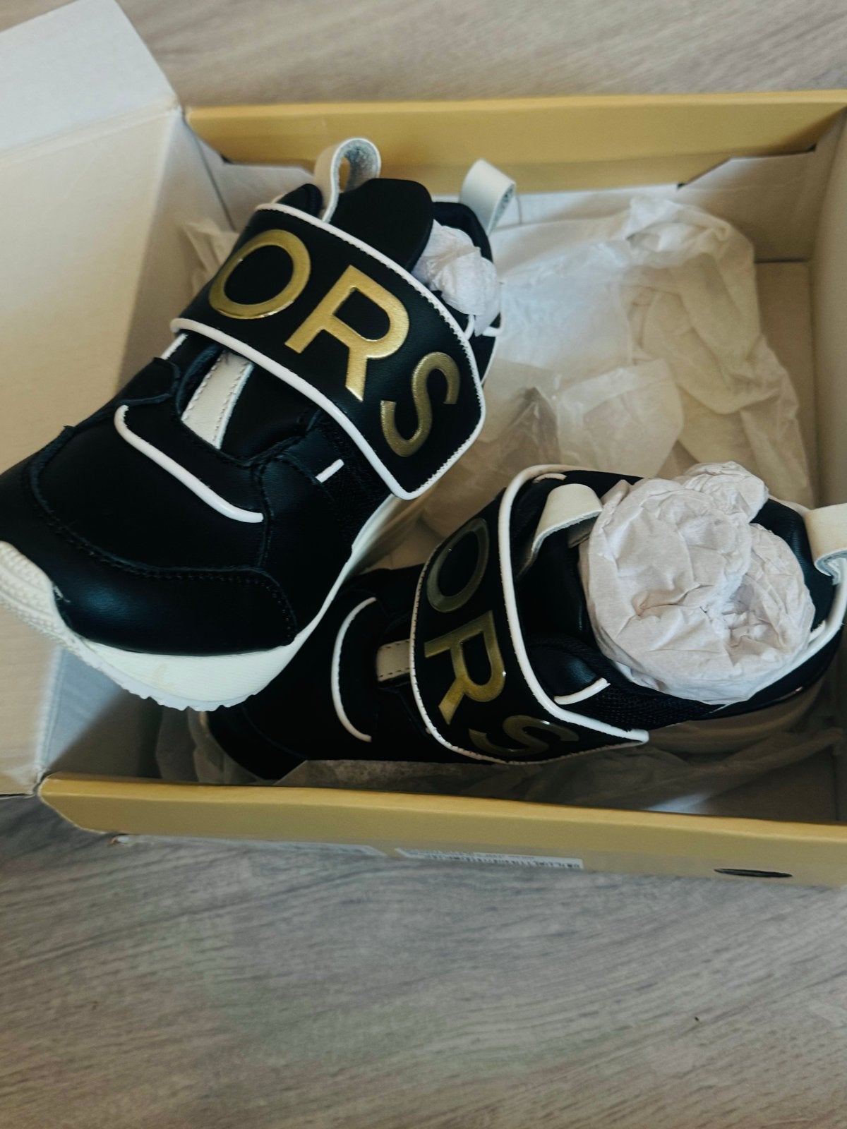 Michael Kors sneakers, Kinderen en Baby's, Ophalen of Verzenden, Nieuw, Jongen of Meisje, Sportschoenen
