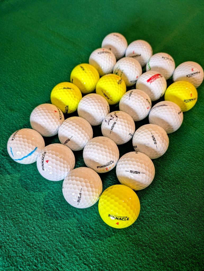 24 Stuks Pinnacle Rush - Zo Goed Als Nieuw!, Sport en Fitness, Golf, Ophalen of Verzenden, Zo goed als nieuw, Bal(len), Overige merken
