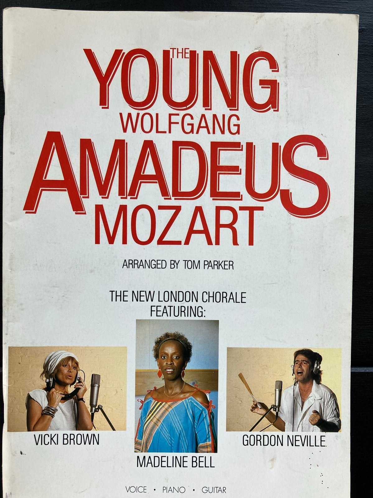 The Young Wolfgang Amadeus Mozart - Bladmuziek, Gitaar, Klassiek, Ophalen of Verzenden, Zo goed als nieuw