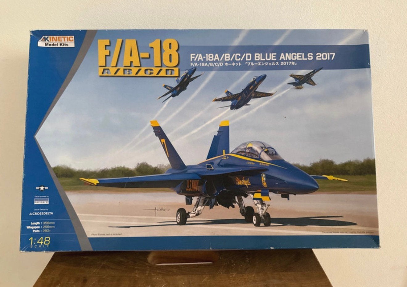 Kinetic, F/18 Blue Angels 2007, 1/48, Hobby en Vrije tijd, Ophalen of Verzenden, Zo goed als nieuw, Groter dan 1:72, Overige merken