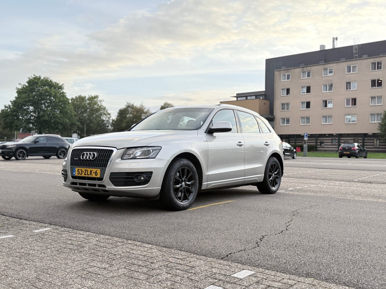 Audi Q5 2.0 Tfsi Hybrid Quattro 245pk Tiptronic 2013 Grijs, Auto's, Automaat, Dealer onderhouden, Stof, Euro 6