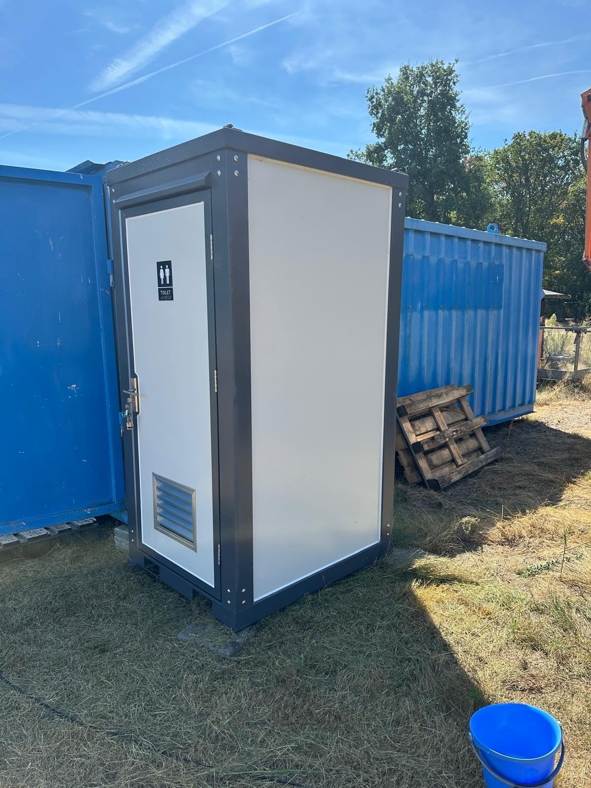 Compacte Mobiele Toiletunit met Wastafel en Ventilatie, Ophalen, Zo goed als nieuw, Toilet