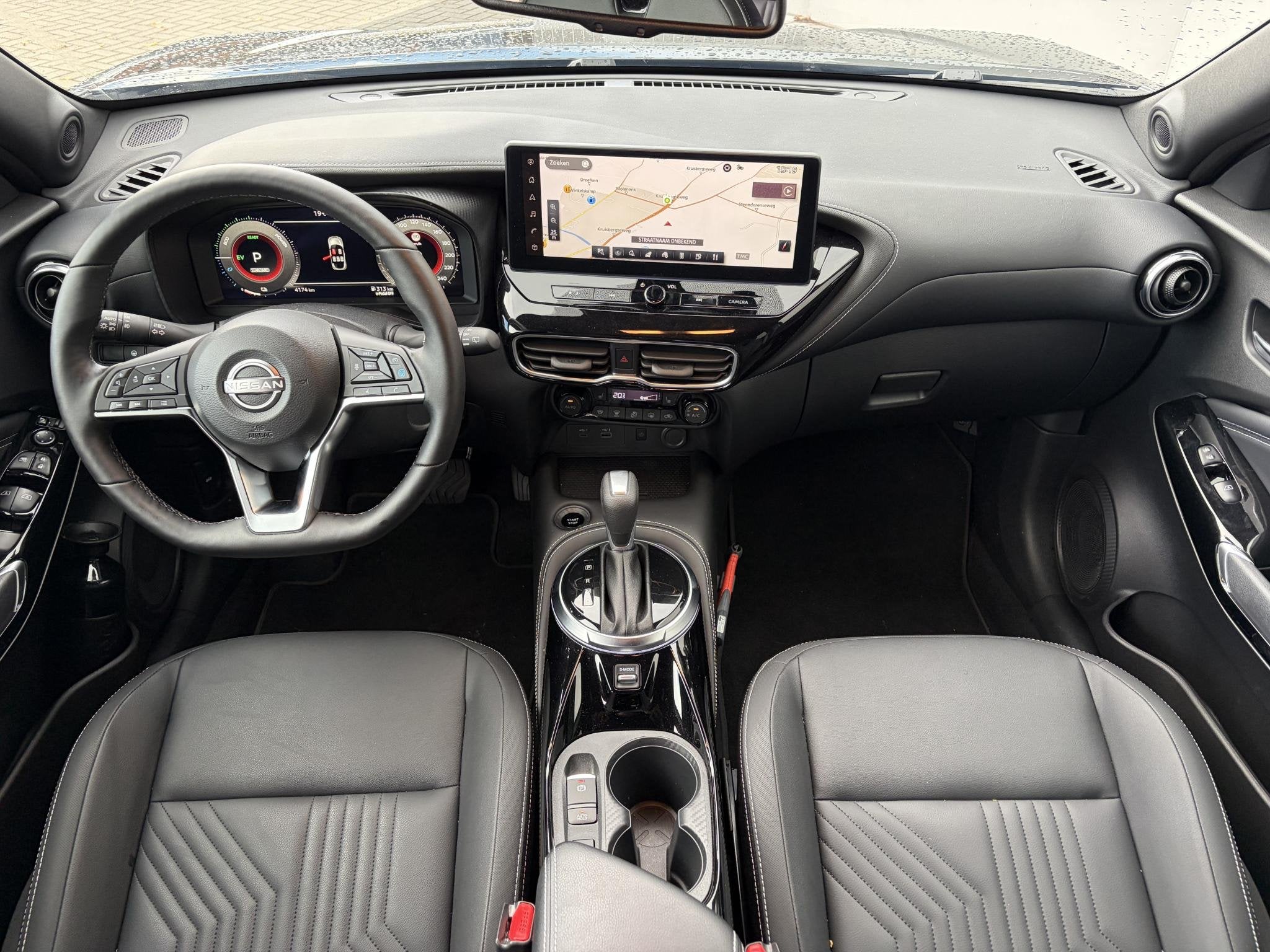 Nissan Juke 1.6 Hybrid Tekna / Adaptieve cruise control / 36, Auto's, Leder en Stof, Zwart, Origineel Nederlands, Bedrijf