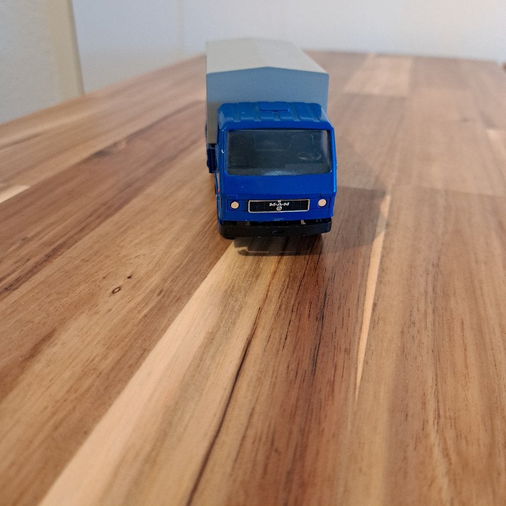 MAN-VW  vrachtwagen model - CONRAD Zie Meerdere Aan Bieding., Verzenden, Zo goed als nieuw, Bus of Vrachtwagen, Conrad