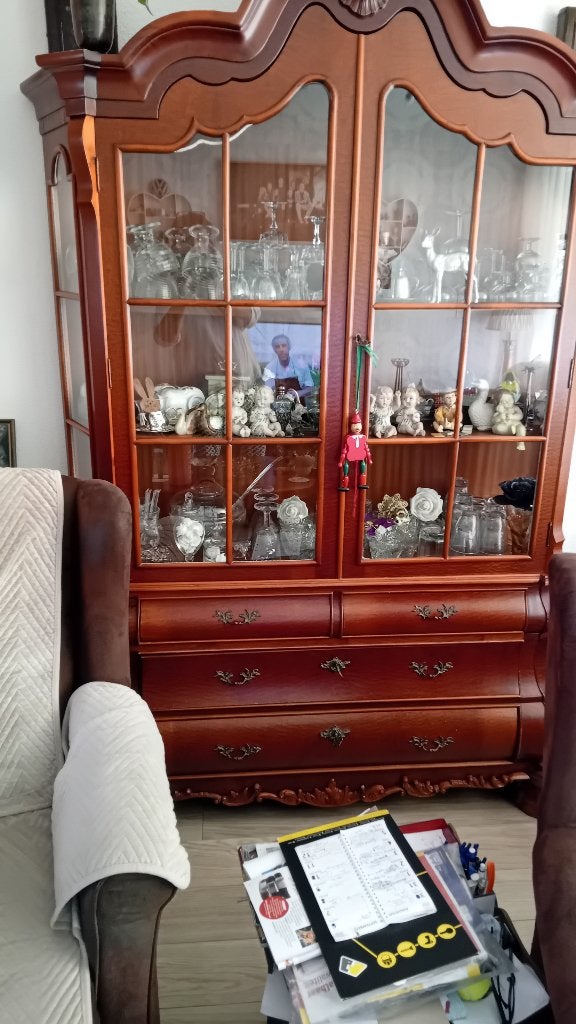 Kast en tafel, Ophalen, Gebruikt, Met deur(en), 200 cm of meer