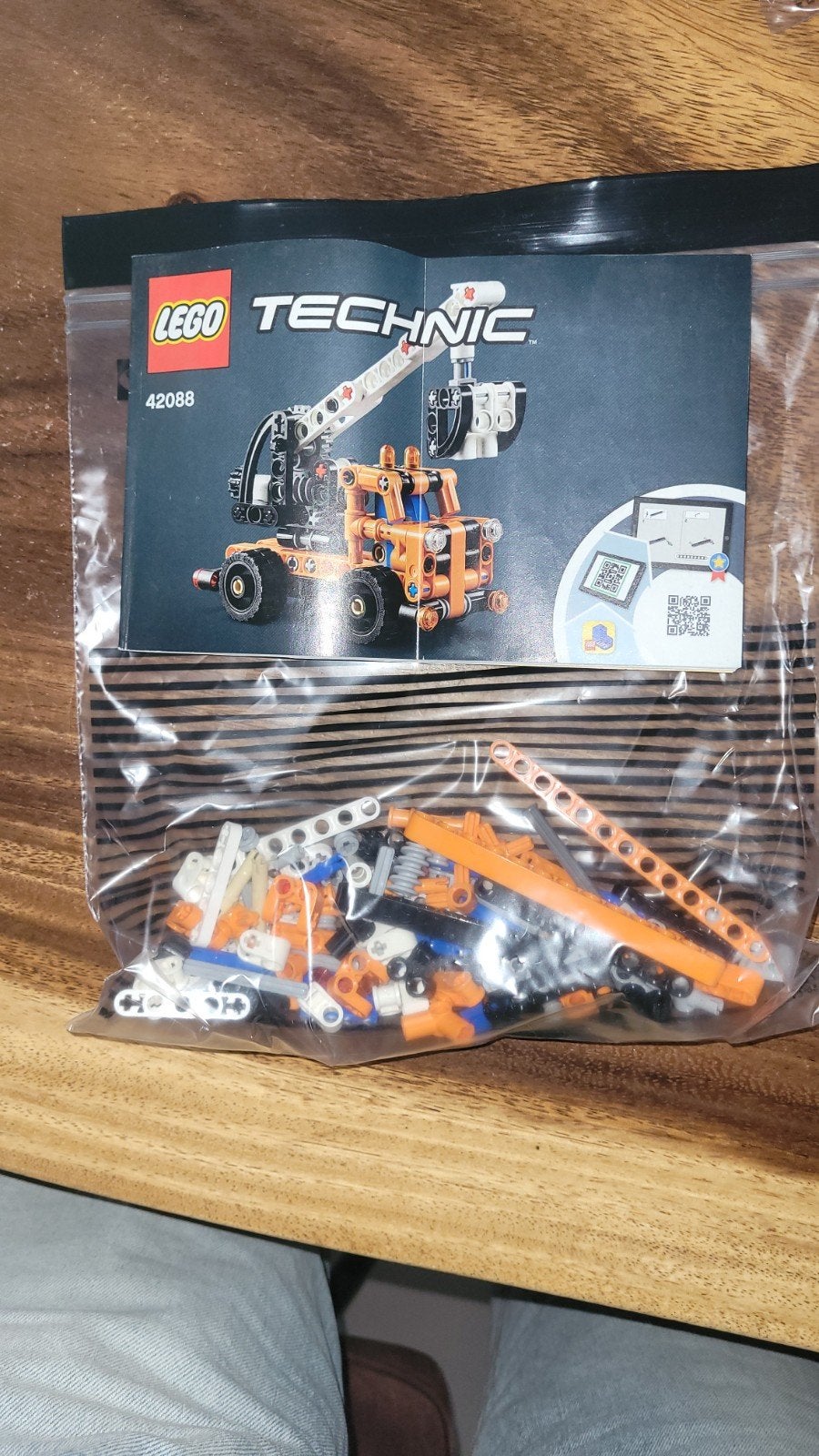 LEGO Technic 42088 Hoogwerker - Compleet (zonder doos), Ophalen of Verzenden, Gebruikt