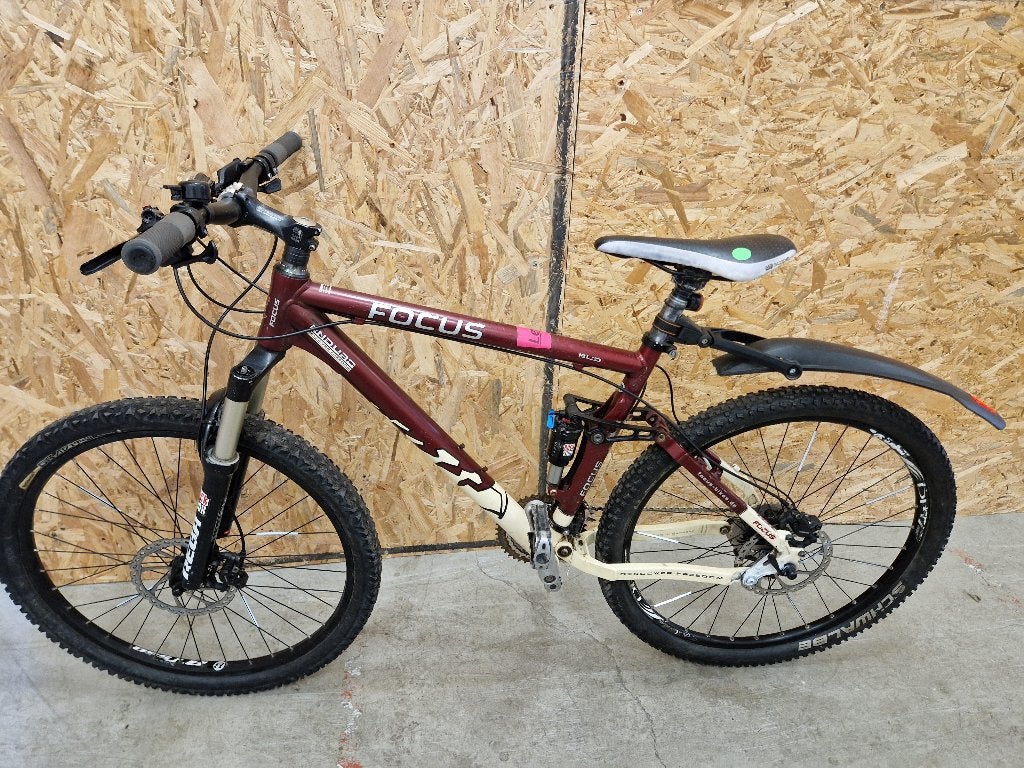 Koop bij ons uw mountainbike en steun gelijk onze stichting, Fietsen en Brommers, Minder dan 45 cm, Ophalen, Zo goed als nieuw