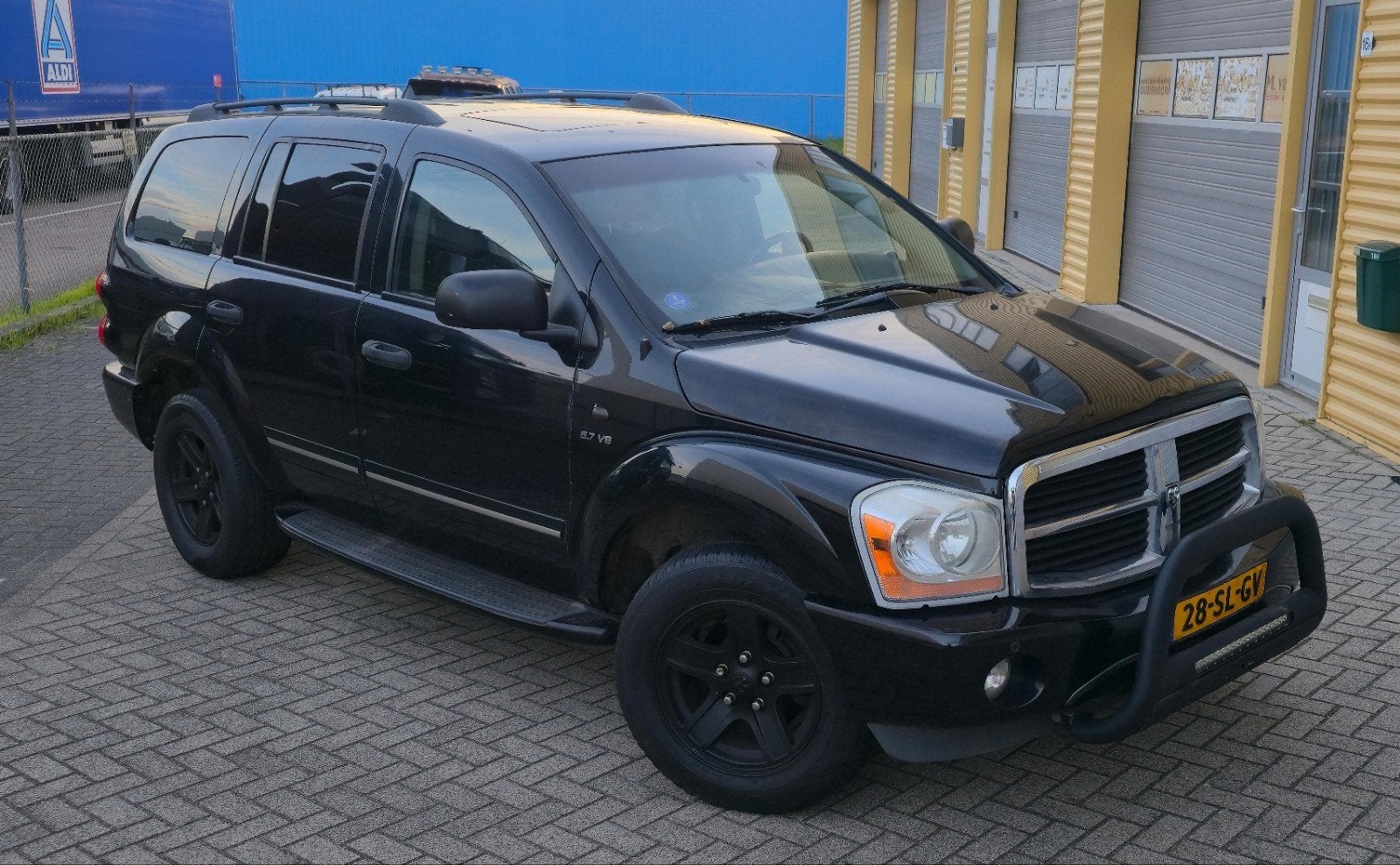 Dodge durango 2006 Zwart, Auto's, 700 kg, 7 stoelen, Origineel Nederlands, Stationwagon