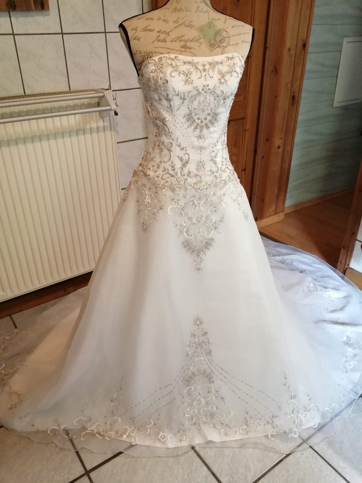 Miss Kelly trouwjurk bruidsjurk sleep corsetlijfje mt 8(36), Ophalen, Zo goed als nieuw, Wit, Trouwjurk