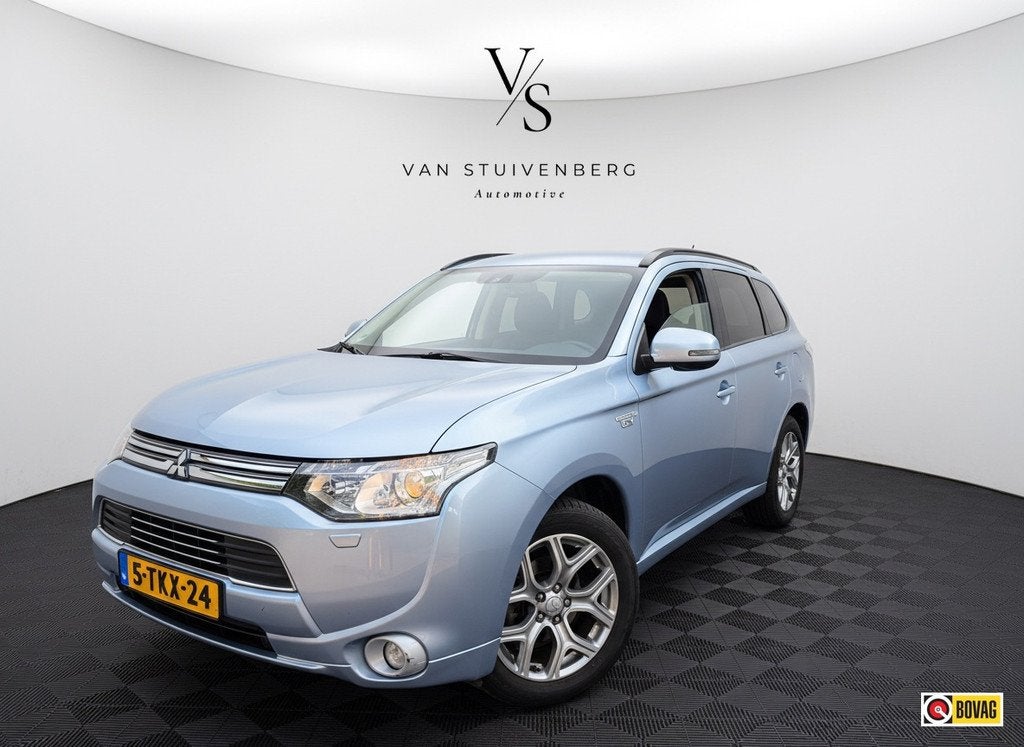 Mitsubishi Outlander 2.0 PHEV instyle PANORAMADAK LEDER, 4 cilinders, Blauw, Vierwielaandrijving, Hybride Elektrisch/Benzine