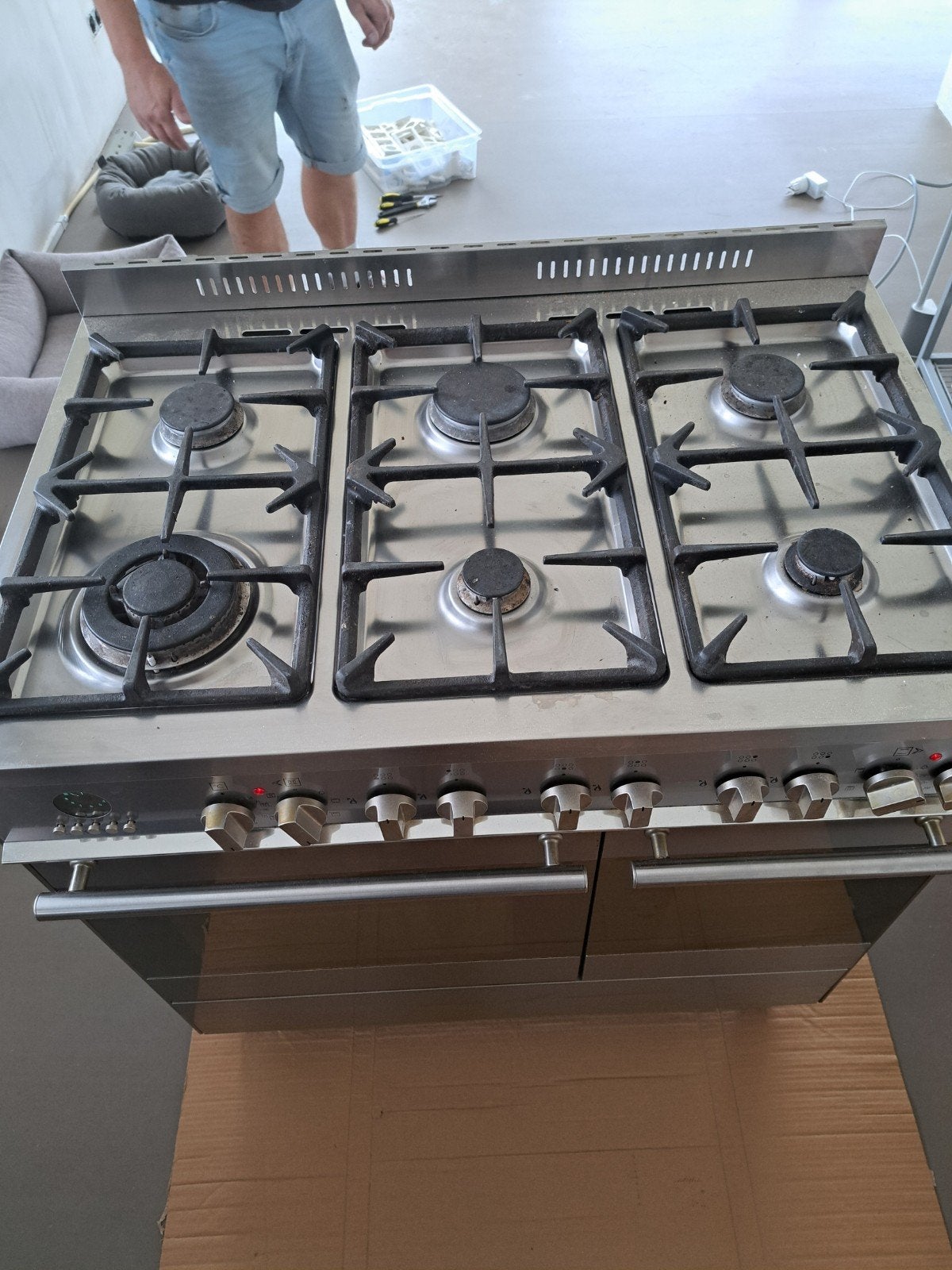 RVS Fornuis met 6 Gasbranders en Dubbele Oven, Ophalen of Verzenden