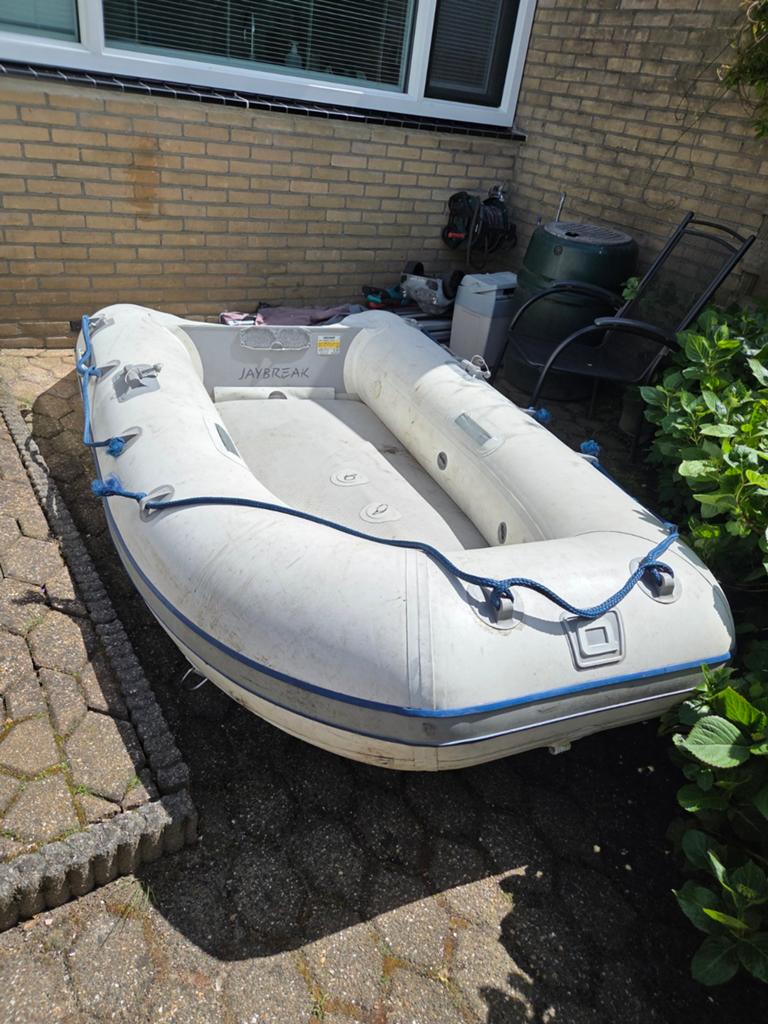 Mercury 6.0 buitenboordmotor met opblaasboot, Ophalen, Gebruikt, 5 tot 10 pk, Buitenboordmotor