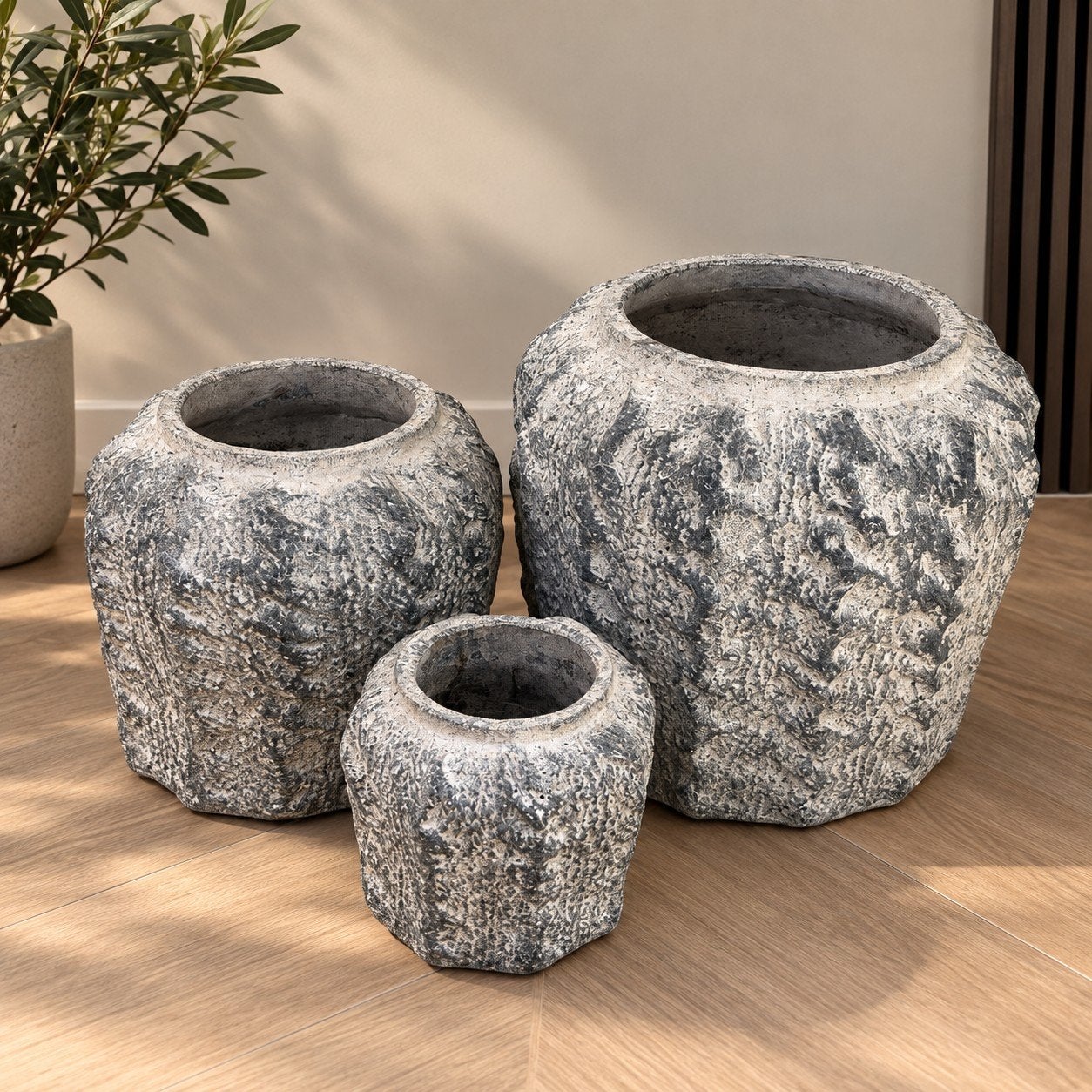 PTMD Collection 3 Bloempotten Ruggen Grijs Cement 3 Maten, 25 tot 40 cm, Gebruikt, Ophalen of Verzenden, Minder dan 40 cm
