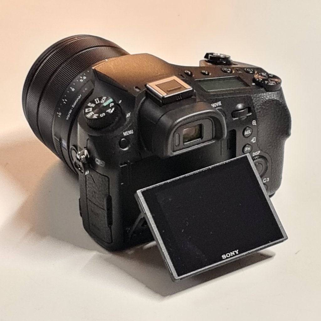 Sony DSC-RX10 IV, Ingebouwde flitser, Lensdop, Ophalen of Verzenden, Zo goed als nieuw