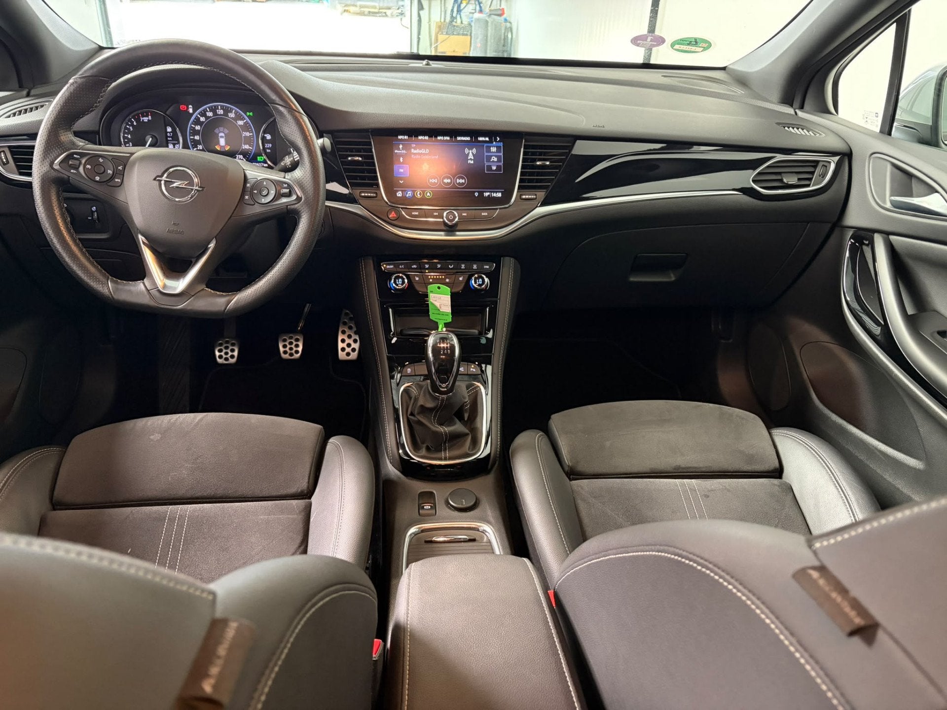Opel Astra Sports Tourer 1.2 Ultimate (bj 2021), Voorwielaandrijving, 145 pk, Euro 6, 1199 cc