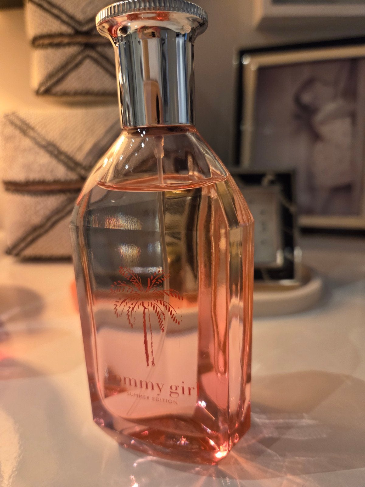 Tommy Hilfiger Tommy Girl summer Edition 2025 edt 100ml, Verzenden, Zo goed als nieuw