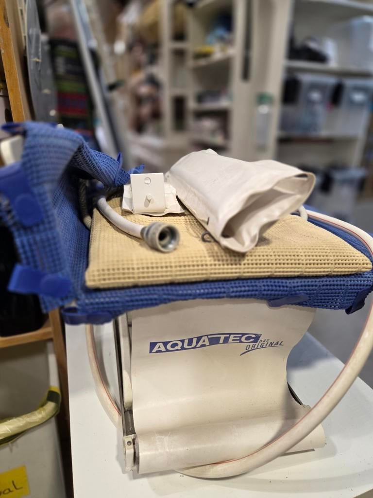 Aquatec badlift, Ophalen