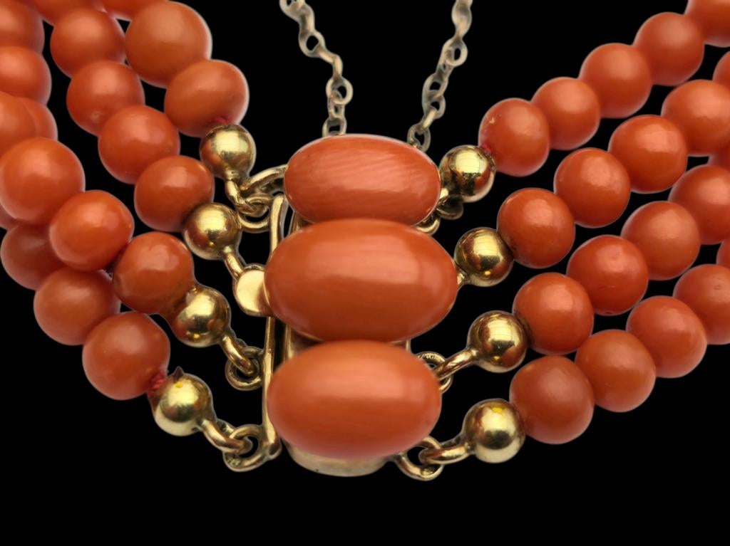 Prachtige Bloedkoraal Armband aan gouden slot, Verzenden, Goud, Armband