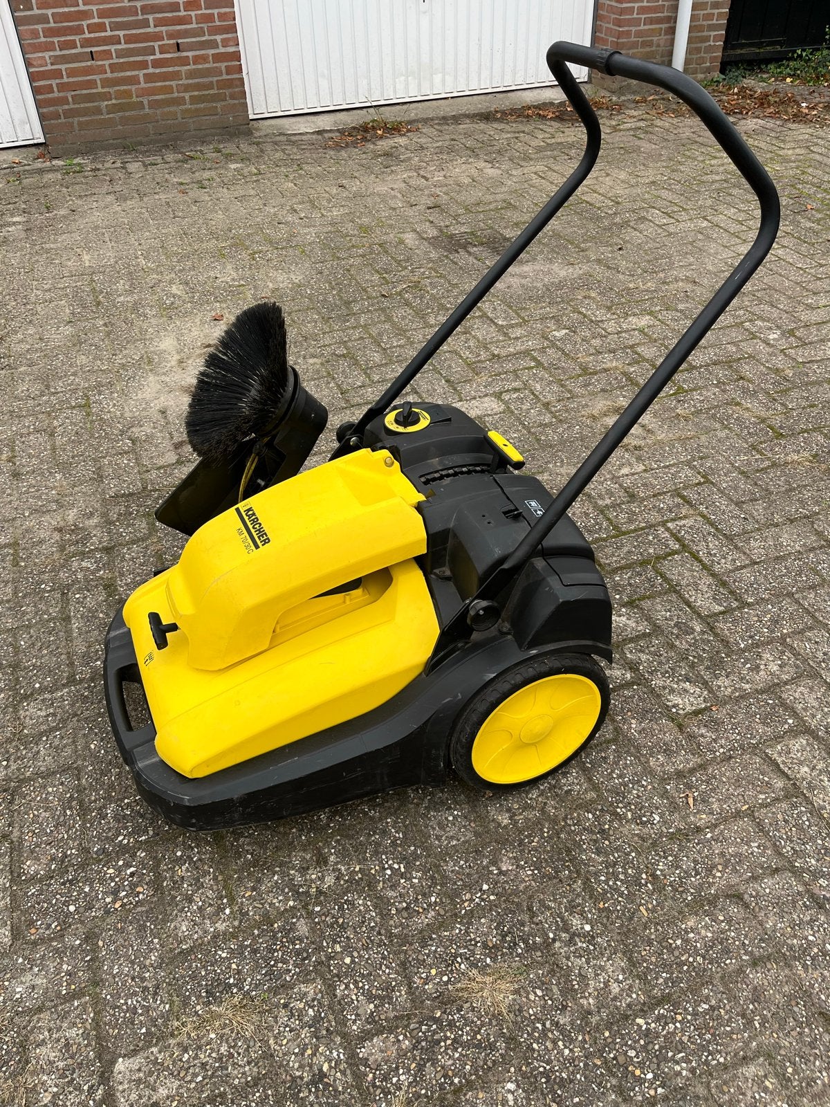 Karcher KM 70/30 C Veegmachine - Topconditie, Ophalen, Zo goed als nieuw, Overige typen