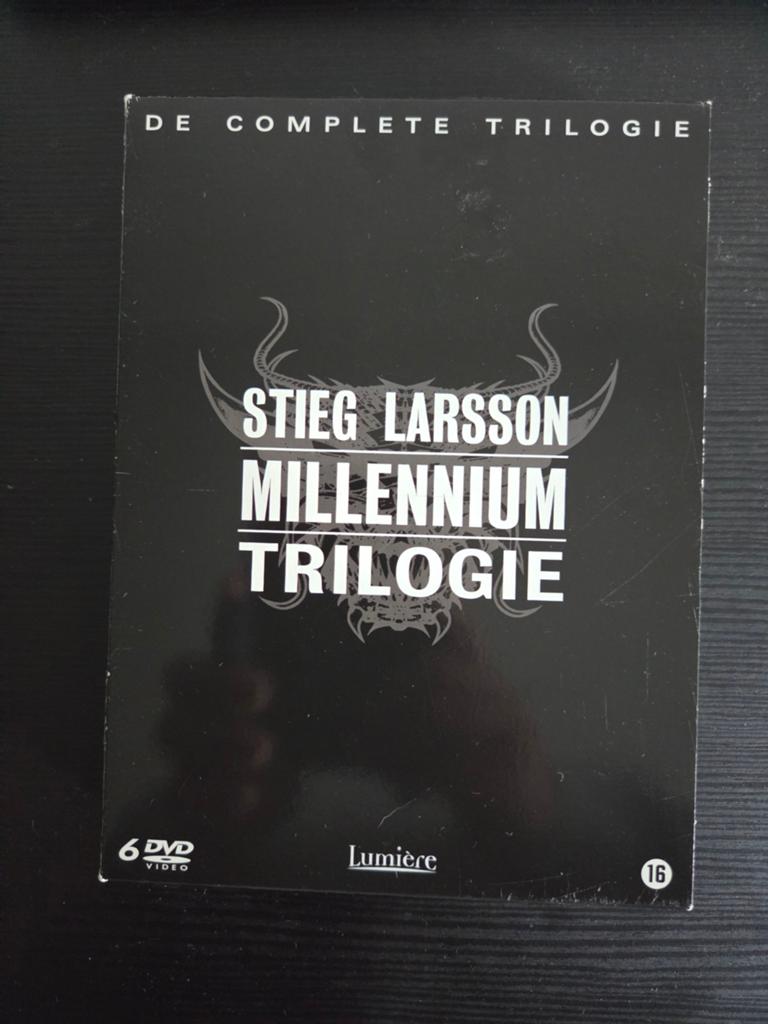 Stieg Larsson Millennium Trilogie - Complete Boxset (6 DVD), Vanaf 16 jaar, Ophalen, Zo goed als nieuw, Detective en Krimi