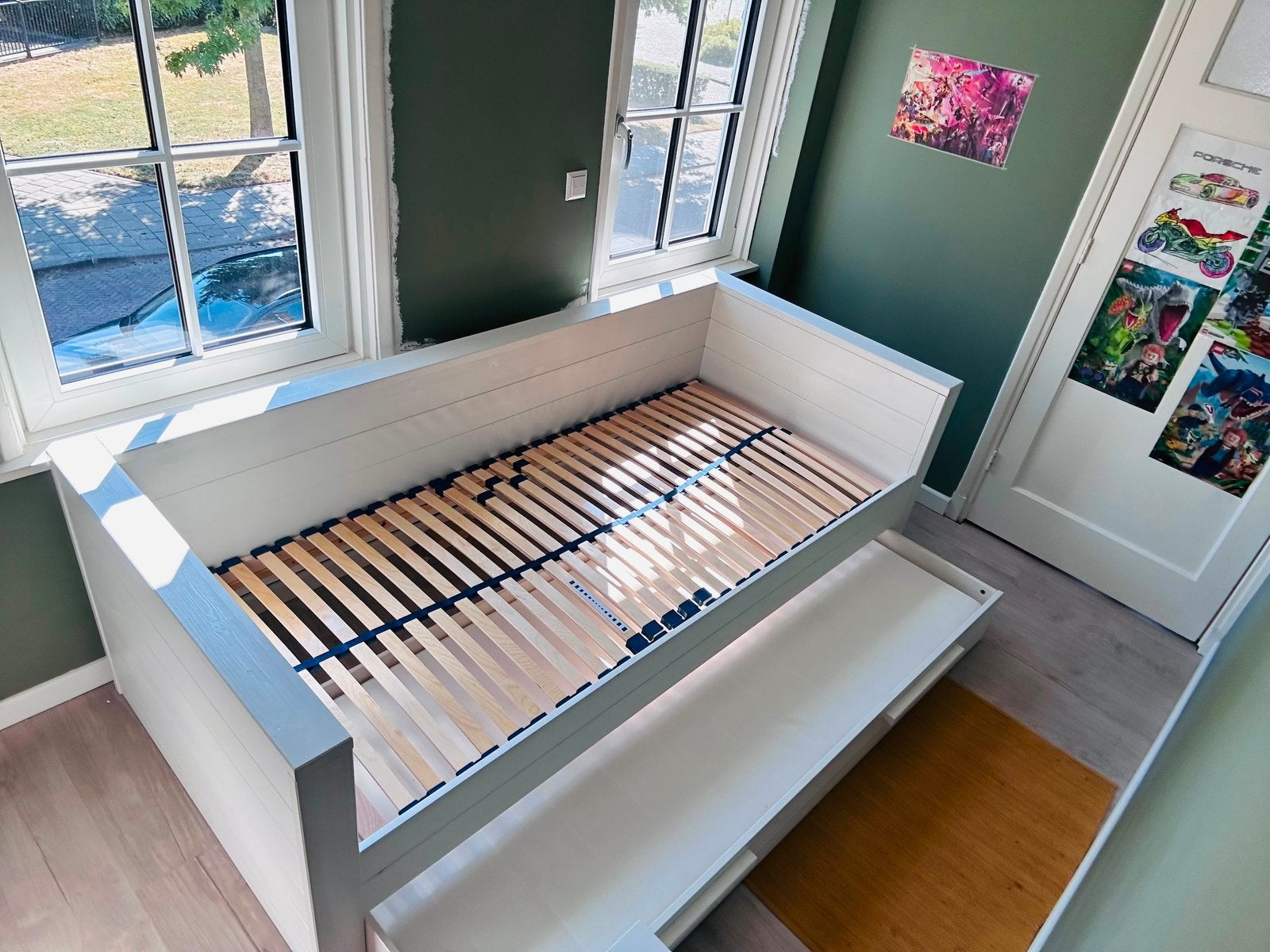 Bedbank met extra bed in lade, Huis en Inrichting, Slaapkamer | Bedden, Ophalen, 90 cm, Eenpersoons, Wit