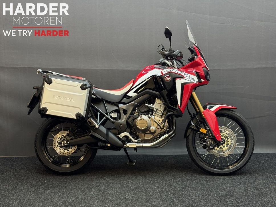HONDA CRF 1000 L AFRICA TWIN/NIEUWSTAAT/BTW MOTOR/GARANTIE, 2 cilinders, HONDA, Motorrijbewijs A, Bedrijf
