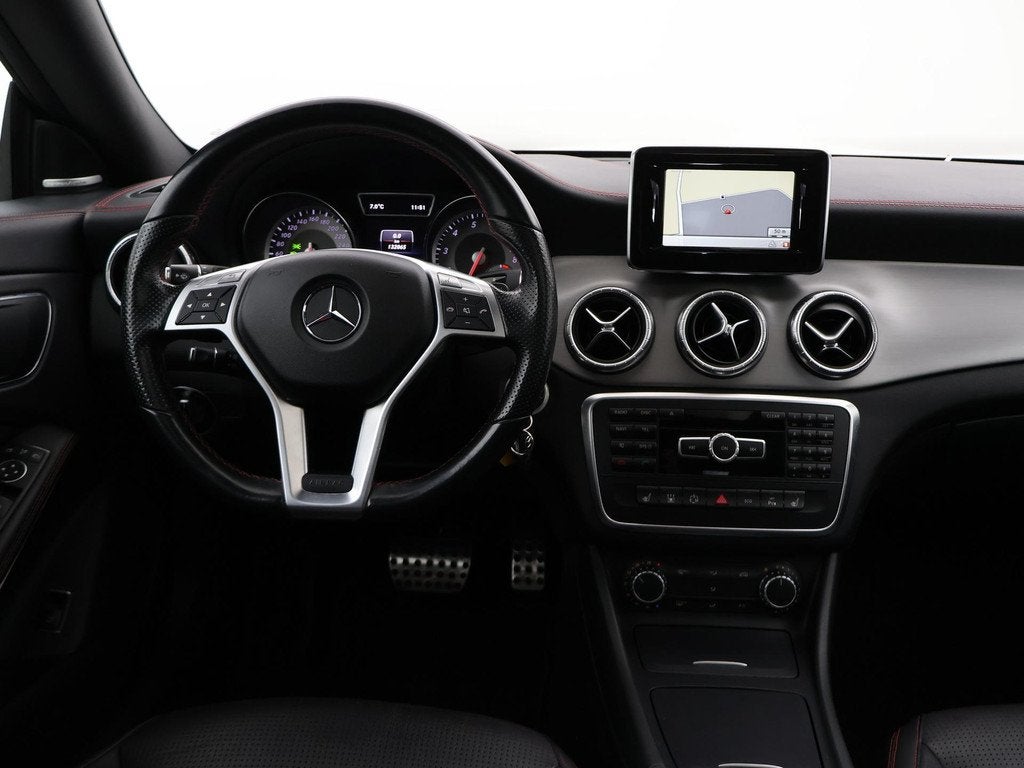 Mercedes-Benz CLA-klasse 250 4MATIC 211 PK AMG SPORT + PANOR, Auto's, Automaat, 15 km/l, Gebruikt, Euro 6