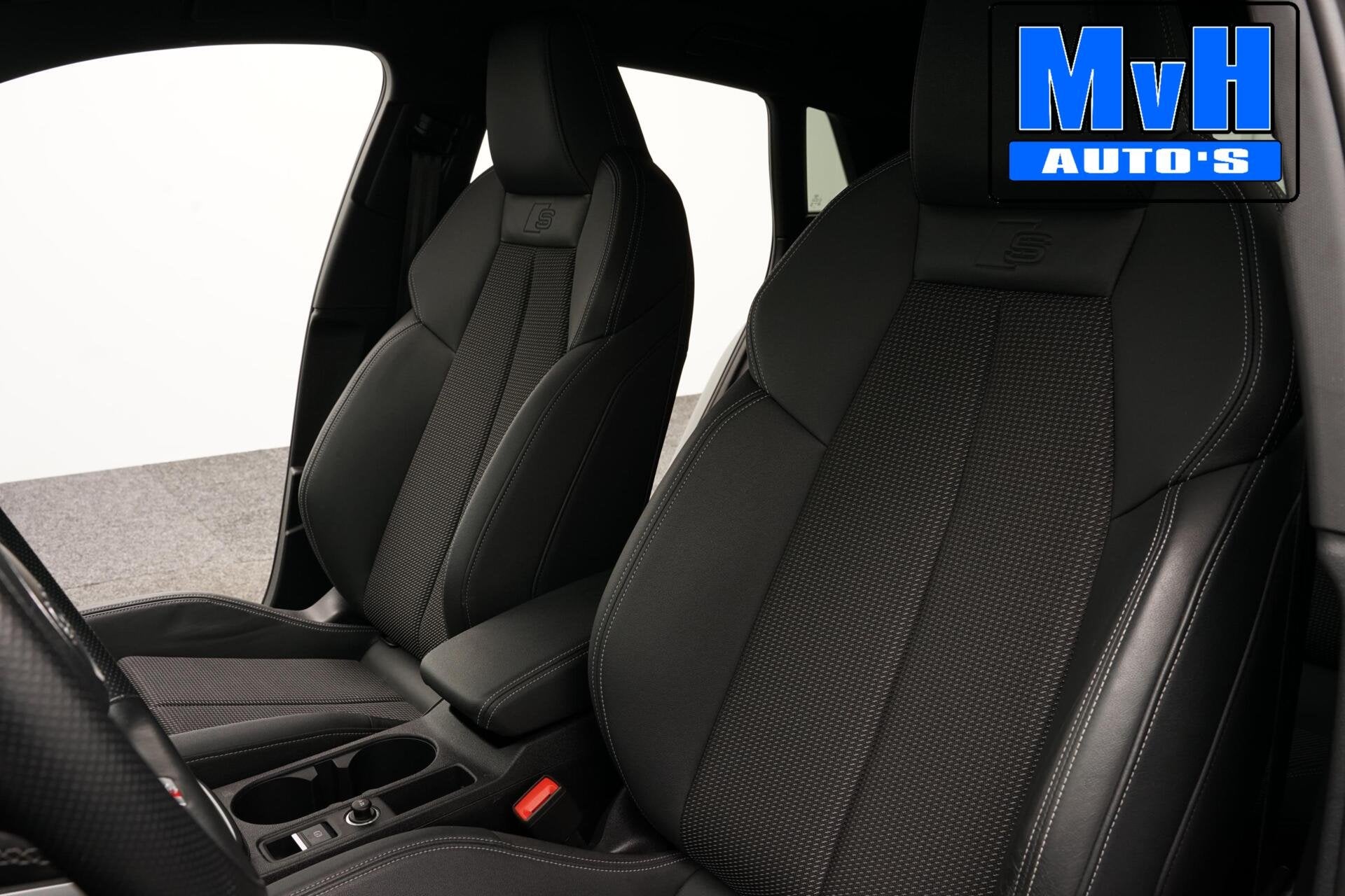 Audi A3 Sportback 30 TFSI S-Line|MATRIX-LED|ACC|19INCH|NAP, Auto's, Audi, Gebruikt, Euro 6, Met garantie (alle), Leder en Stof