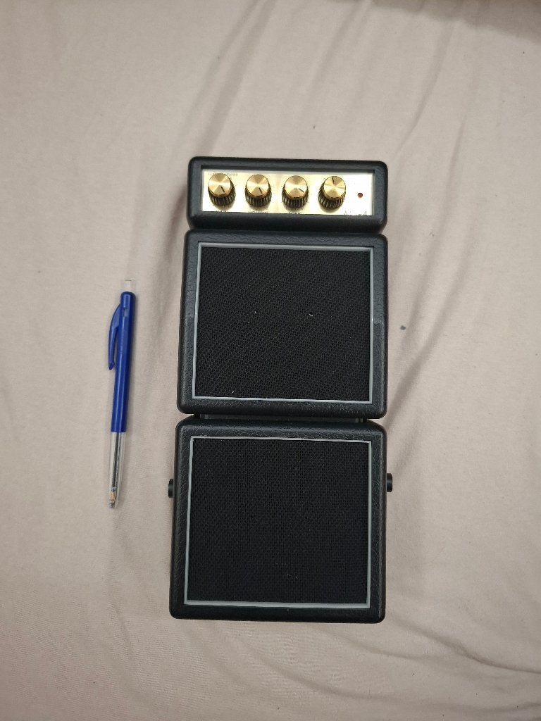 Marshall MS-4 mini gitaarversterker, Muziek en Instrumenten, Versterkers | Bas en Gitaar, Ophalen, Zo goed als nieuw, Gitaar, Minder dan 50 watt