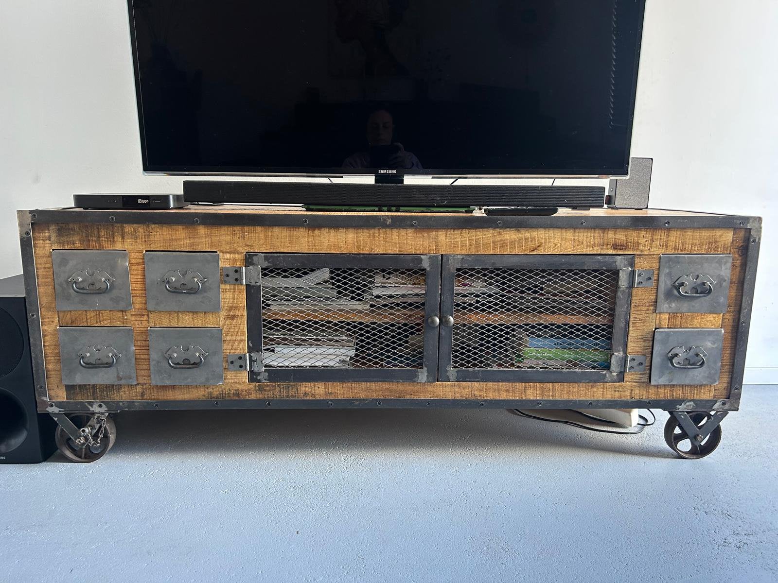 Tv meubel /Dressoir, Ophalen, Zo goed als nieuw