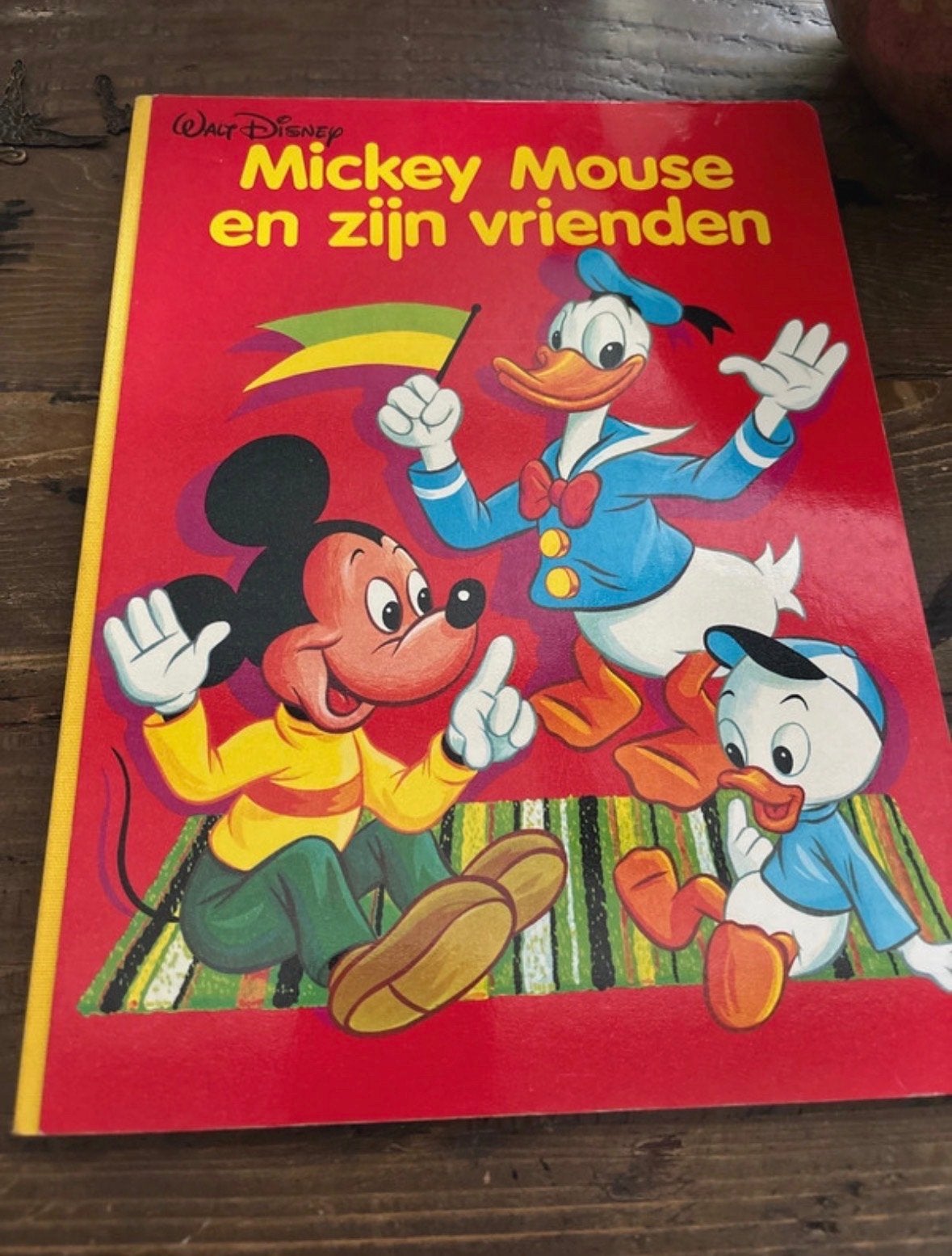 Vintage Mickey Mouse en zijn vrienden - Walt Disney x Hema, Boeken, Verzenden, Gelezen, Sprookjes