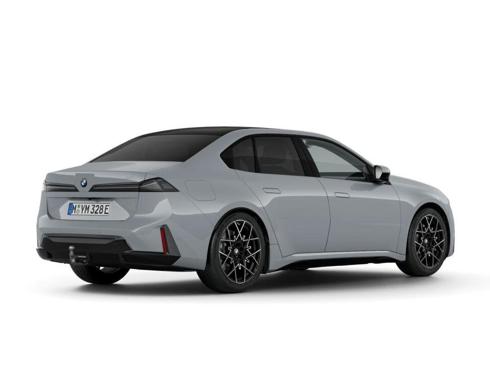 BMW i3 50 xDrive First Edition M Sportpakket | Digital Pack, Auto's, Automaat, Zwart, 113 kWh, Sedan