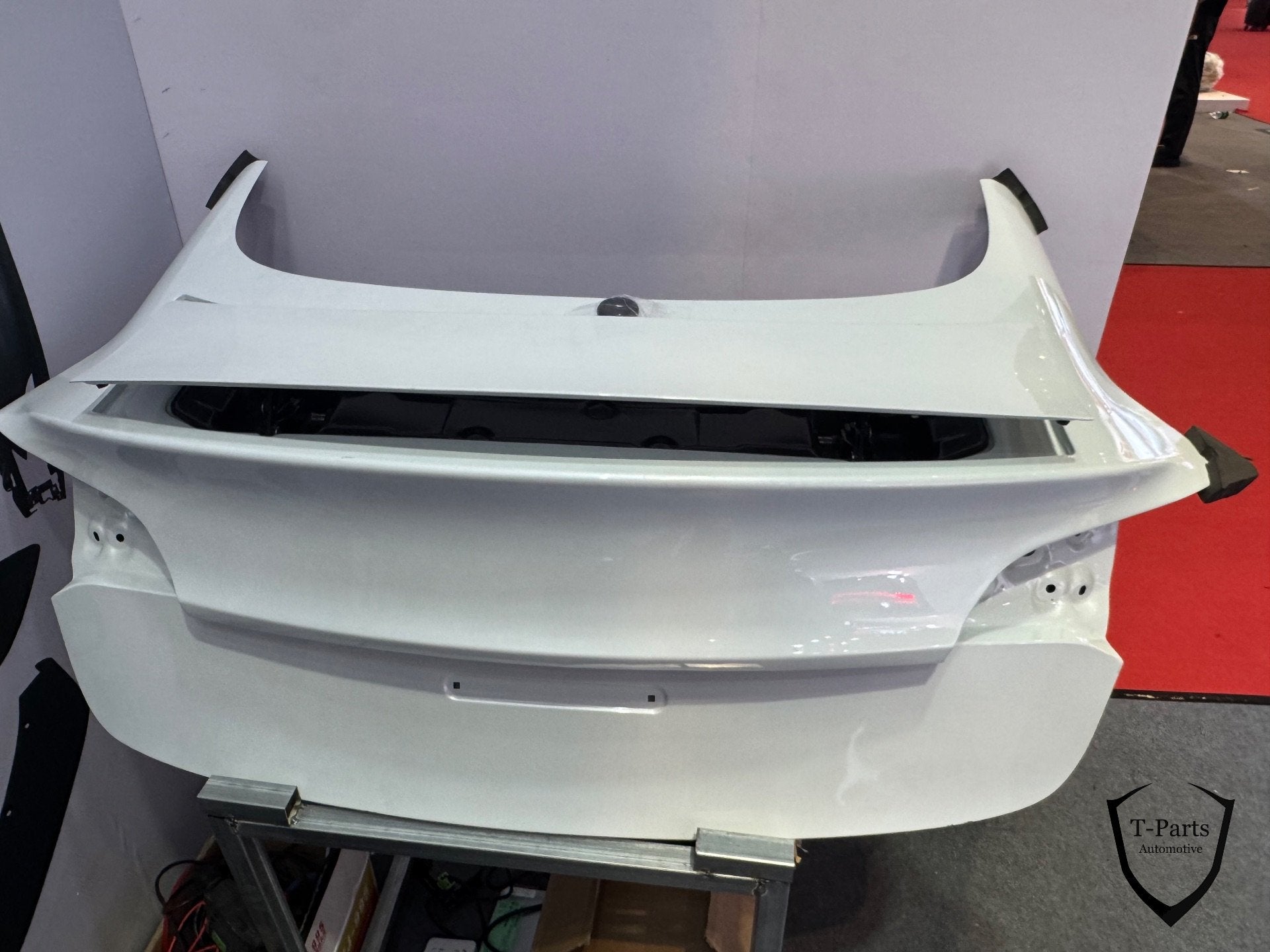 Tesla model 3 Y kofferklep sport body kit achterklep klep, Info@fabrikant.eu, Fabrikant BV, Fabrikantstraat 1
1000 AA  Amsterdam, NL