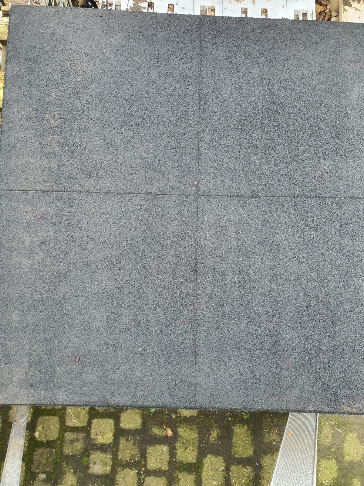Rubberen tegels voor buiten - 4 stuks, Ophalen, Gebruikt, Overige typen, Minder dan 5 m²
