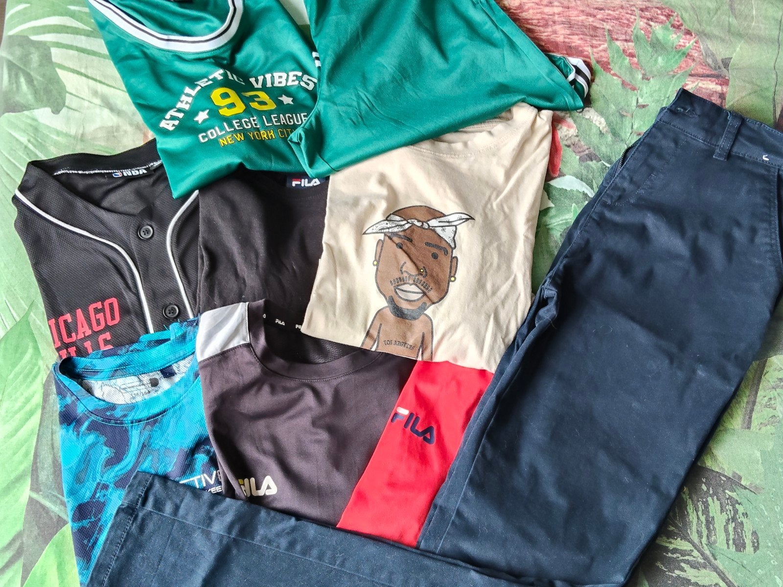 Kledingpakket: Diverse shirts, broek en basketbalset, Kinderen en Baby's, Ophalen of Verzenden, Jongen