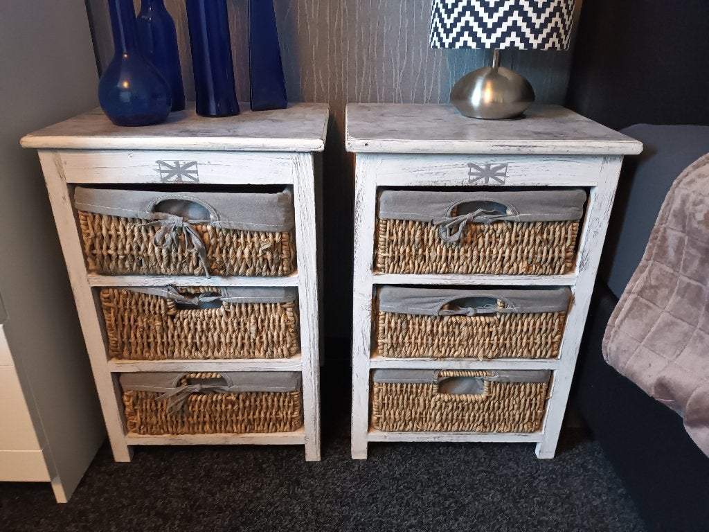 2 mooie nachtkastjes., Ophalen, Overige materialen, Gebruikt, Minder dan 45 cm