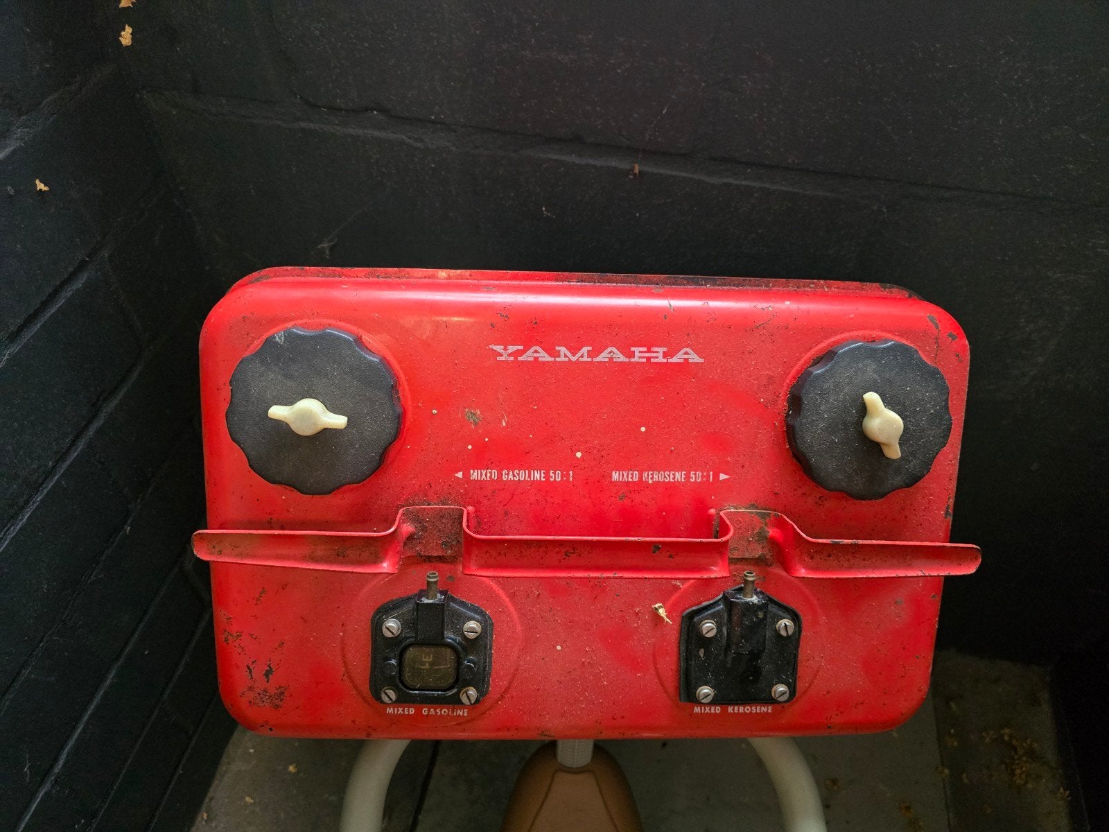 Brandstoftank, Benzinetank (buittenboordmotor), Ophalen, Gebruikt