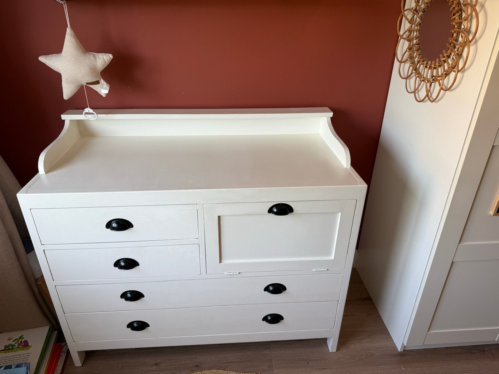 Witte commode met lades en kastje, Ophalen, Gebruikt, 50 tot 70 cm, 75 tot 100 cm