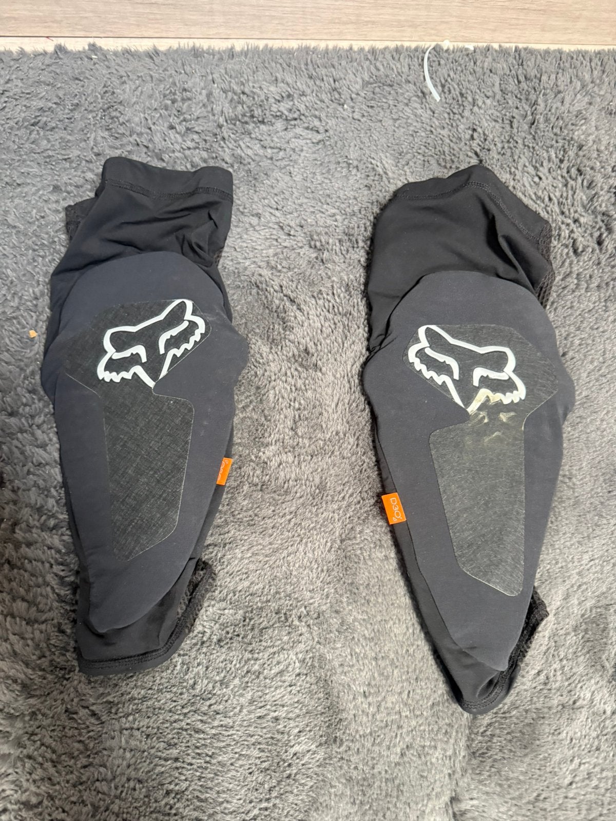 Fox Enduro Kniebeschermers Maat S D3O, Fietsen en Brommers, Fietsaccessoires | Fietskleding, Ophalen of Verzenden, Gebruikt, S