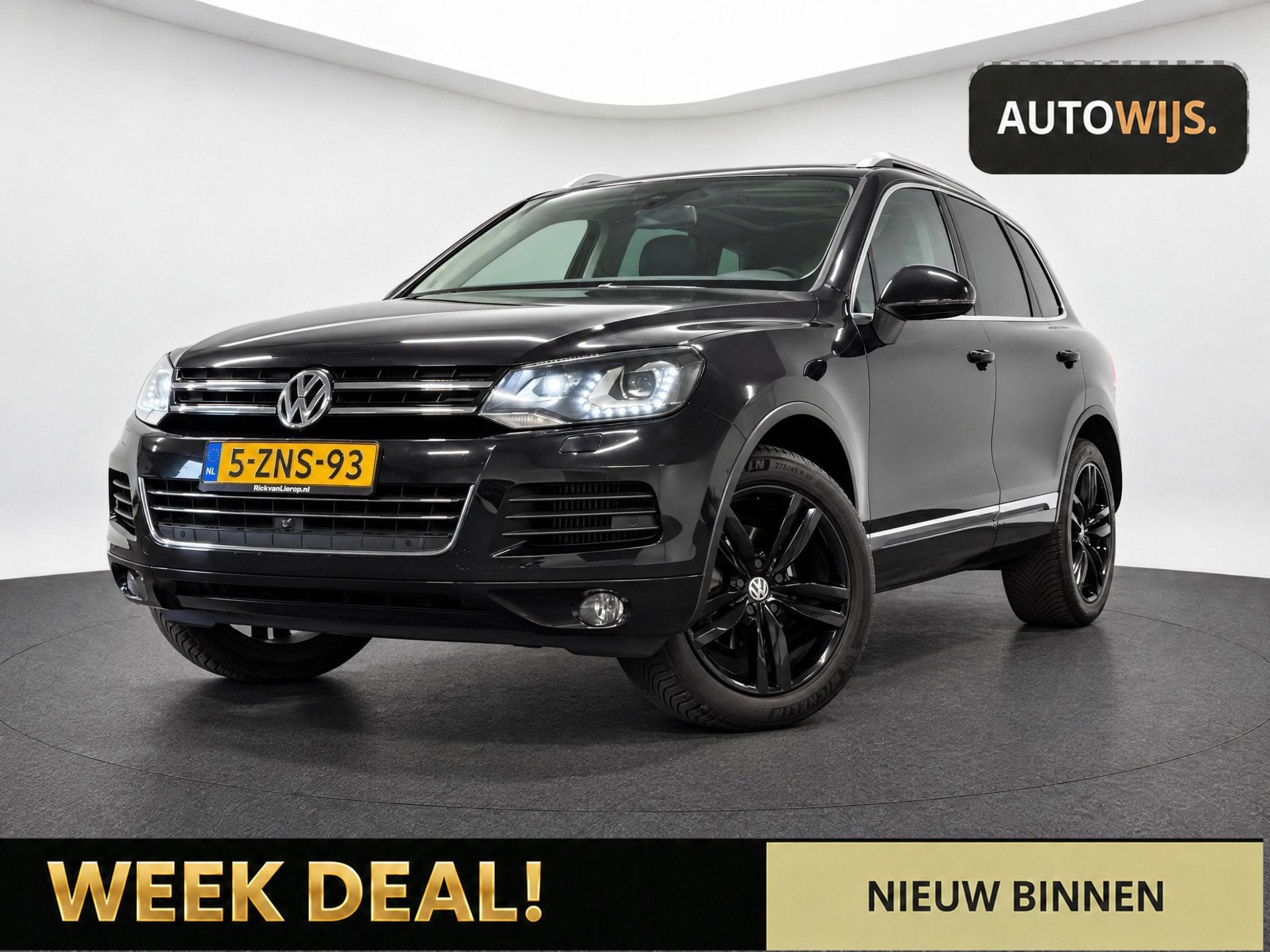 Volkswagen Touareg 3.0 TDI R-line|LED|LEDER|PANO|AUT|ELEK ST, Auto's, Automaat, Gebruikt, Zwart, 255 €/maand