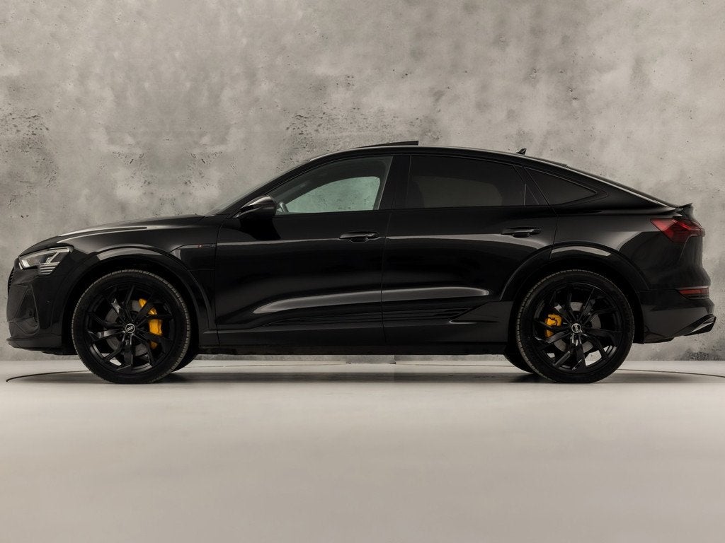 Audi e-tron 50 quattro 71 kWh S-Line Sport 313Pk Automaat (P, Auto's, Automaat, 12 maanden, Zwart, Zwart