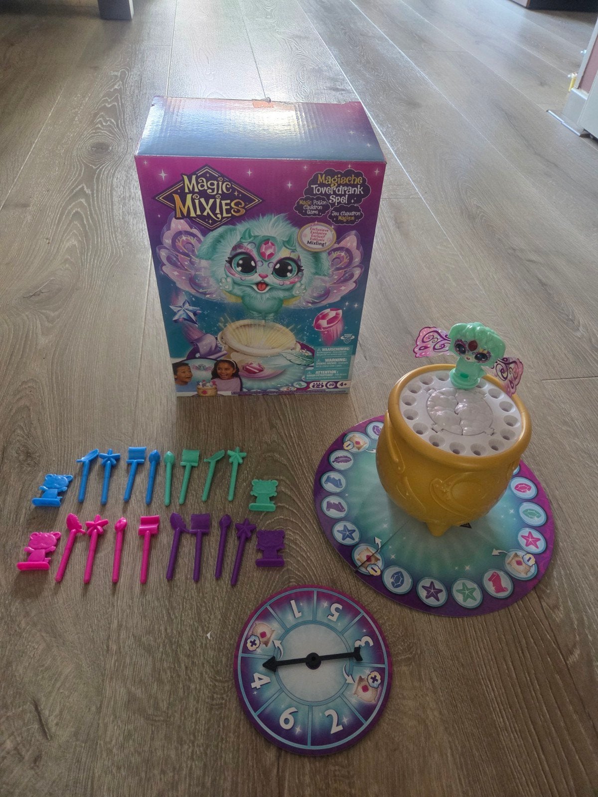 Magic Mixies Magische Toverdrank Spel - Zo goed als nieuw, Drie of vier spelers, Ophalen of Verzenden, Zo goed als nieuw, Moose Toys