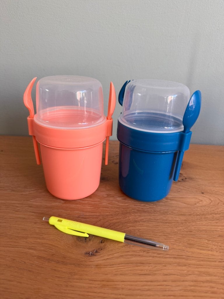 2 Nieuwe Yoghurtbekers met Lepel beker yoghurt, Overige typen, Verzenden, Nieuw, Kunststof