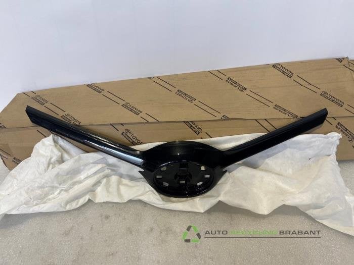 Grille Lijst van een Toyota Auris, Gebruikt, -, -, Ophalen of Verzenden