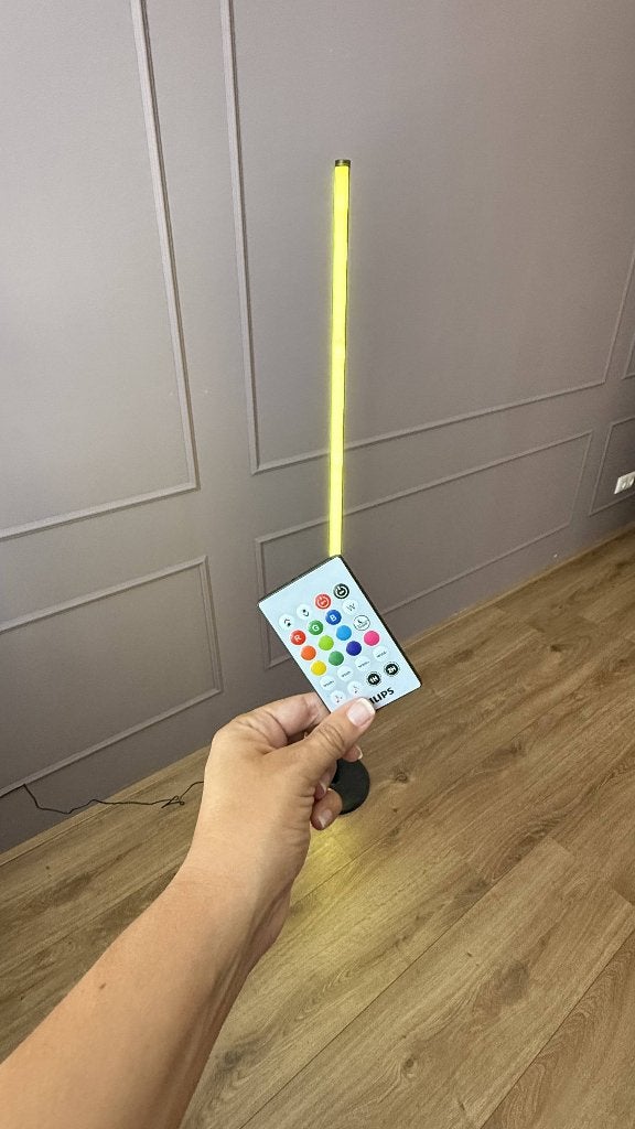 Philips Hue lamp incl. afstandsbediening, Led-lamp, Kleur aanpasbaar, E27 (groot), Zo goed als nieuw