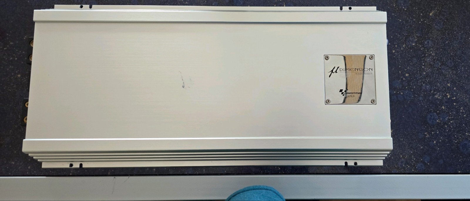 U Dimension Pro Z 1-3000 D Comp Versterker 2500W RMS, Auto diversen, Autospeakers, Zo goed als nieuw, Ophalen of Verzenden