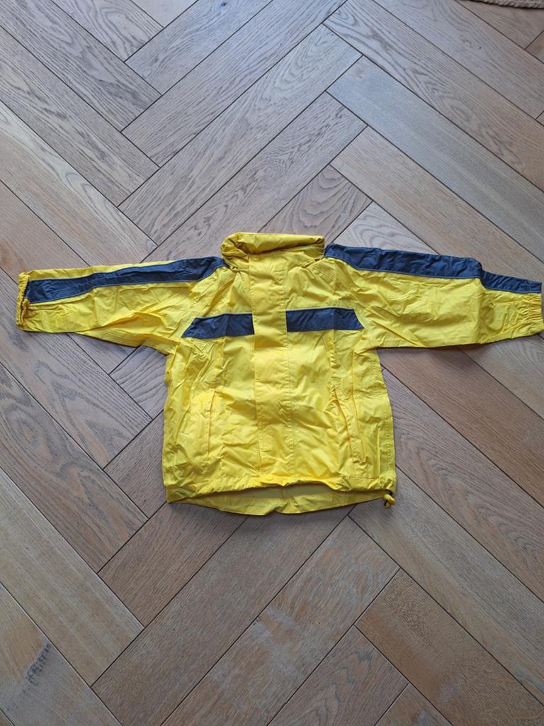 Nieuwe regenjas HEMA (opvouwbaar) nooit gedragen maat 98-104, Jongen of Meisje, Nieuw, Ophalen of Verzenden, Hema