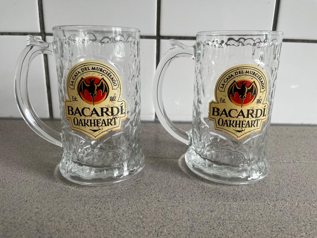 Bacardi Oakheart glas bierpul vleermuis, Verzamelen, Ophalen of Verzenden, Zo goed als nieuw, Gebruiksvoorwerp