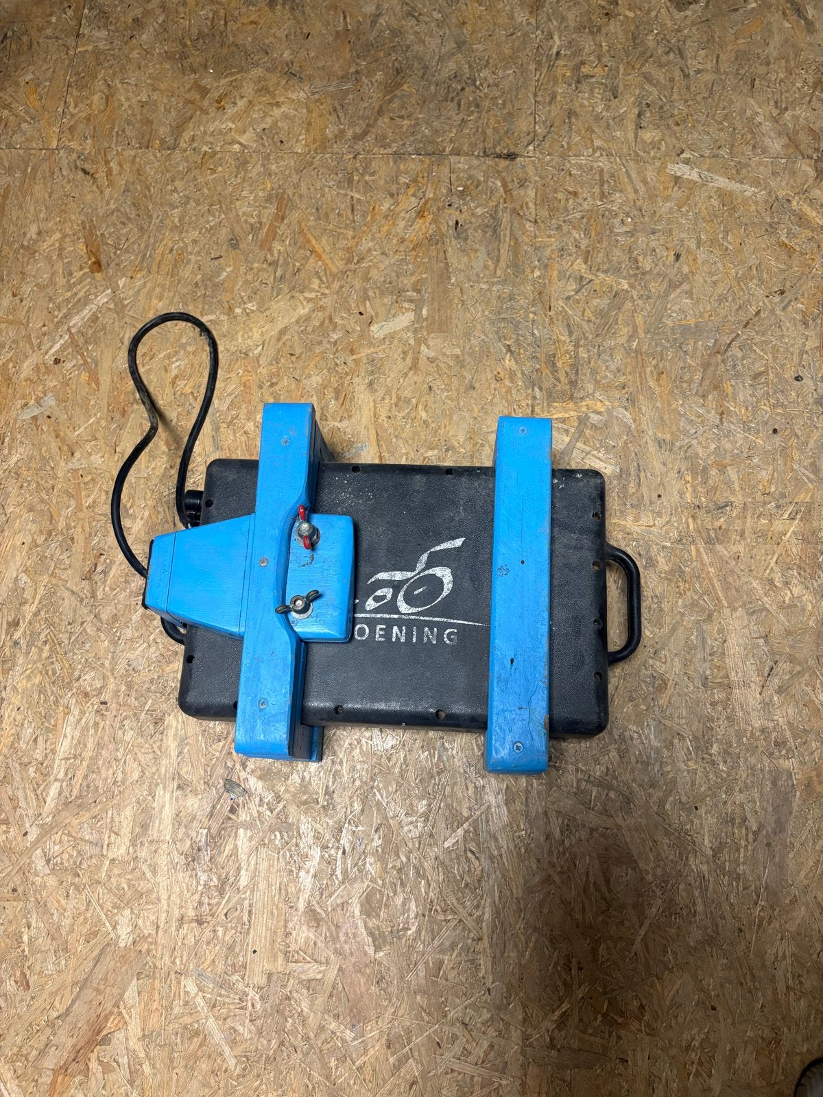 Accu fluistermotor defect - voor onderdelen of reparatie, Ophalen of Verzenden, Gebruikt, Motor en Techniek